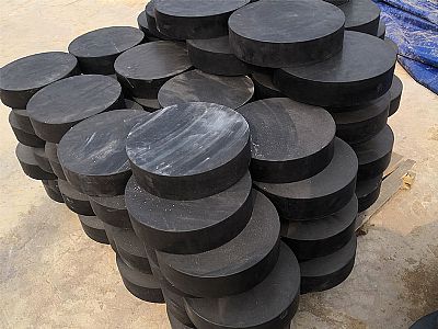 东至县板式橡胶支座由若干层橡胶片与薄钢板经加压硫化